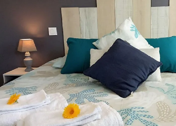 D'hotes & La Des Raspes - Adults Only *